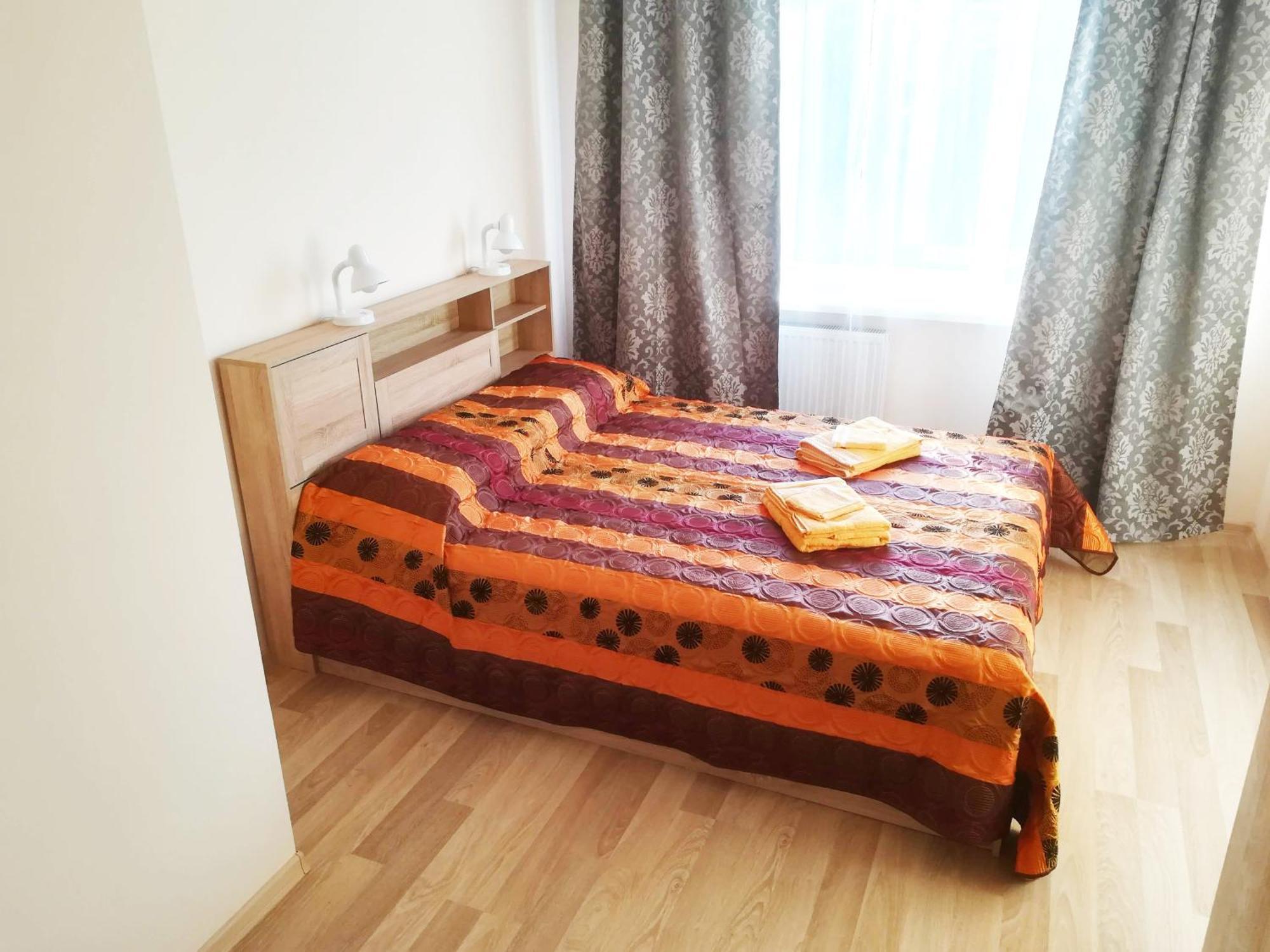 Couple Getaway To A Freshly Renovated Apartment Parnu Ngoại thất bức ảnh